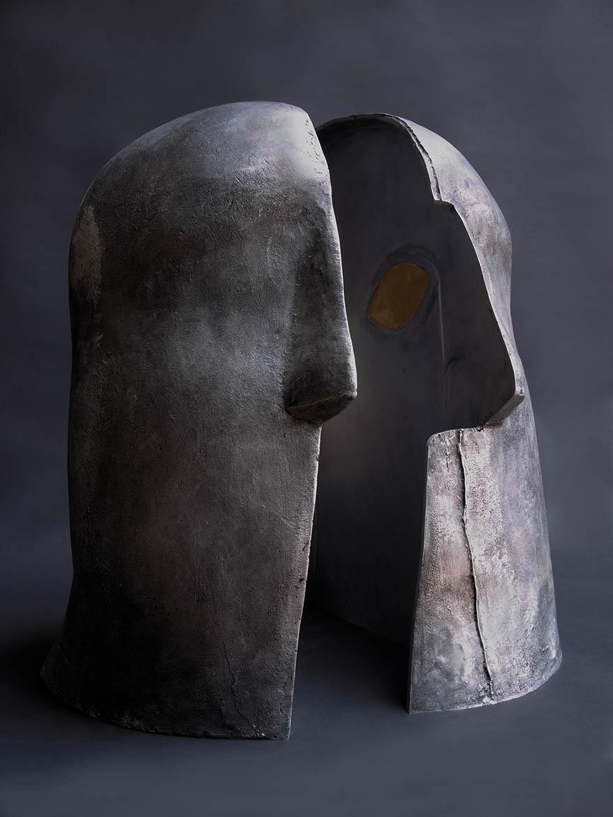 Skulptura Glava I, umetnik Zoran Kuzmanović