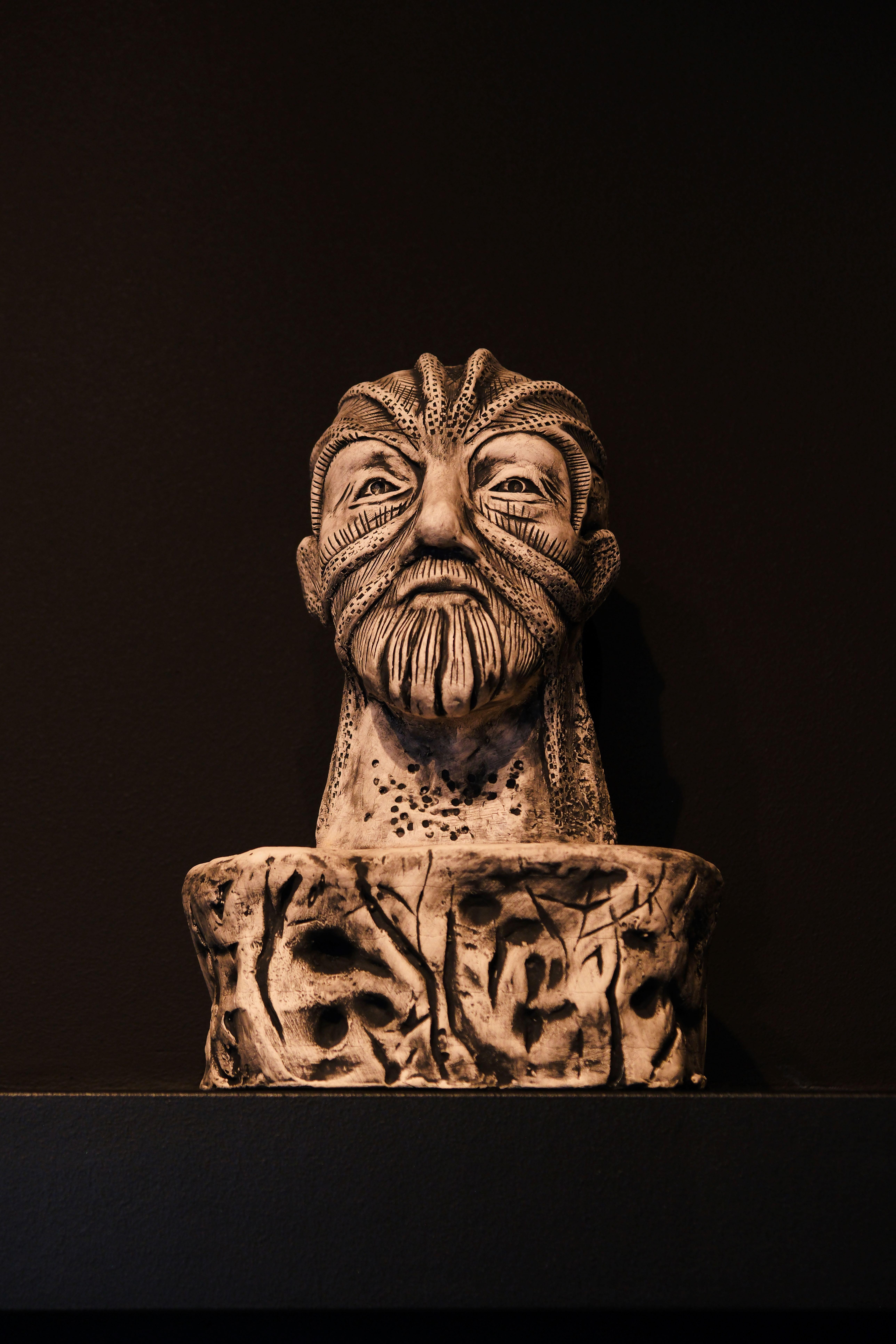 Atlas III, Aleksandar Brzaković, skulptura